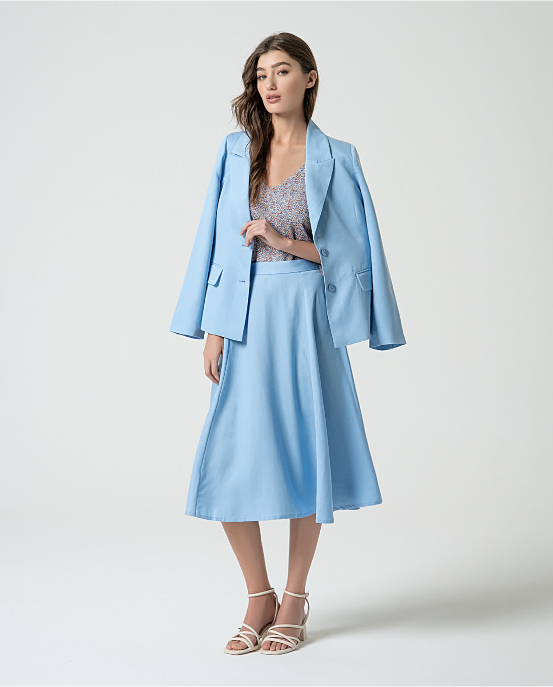 Camiseta com decote em V manga 3/4 SURKANA