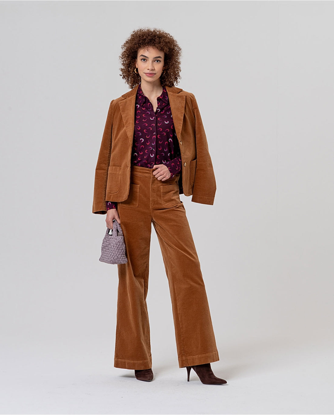 Camisa de Senhora Estampada em Tons de Roxo