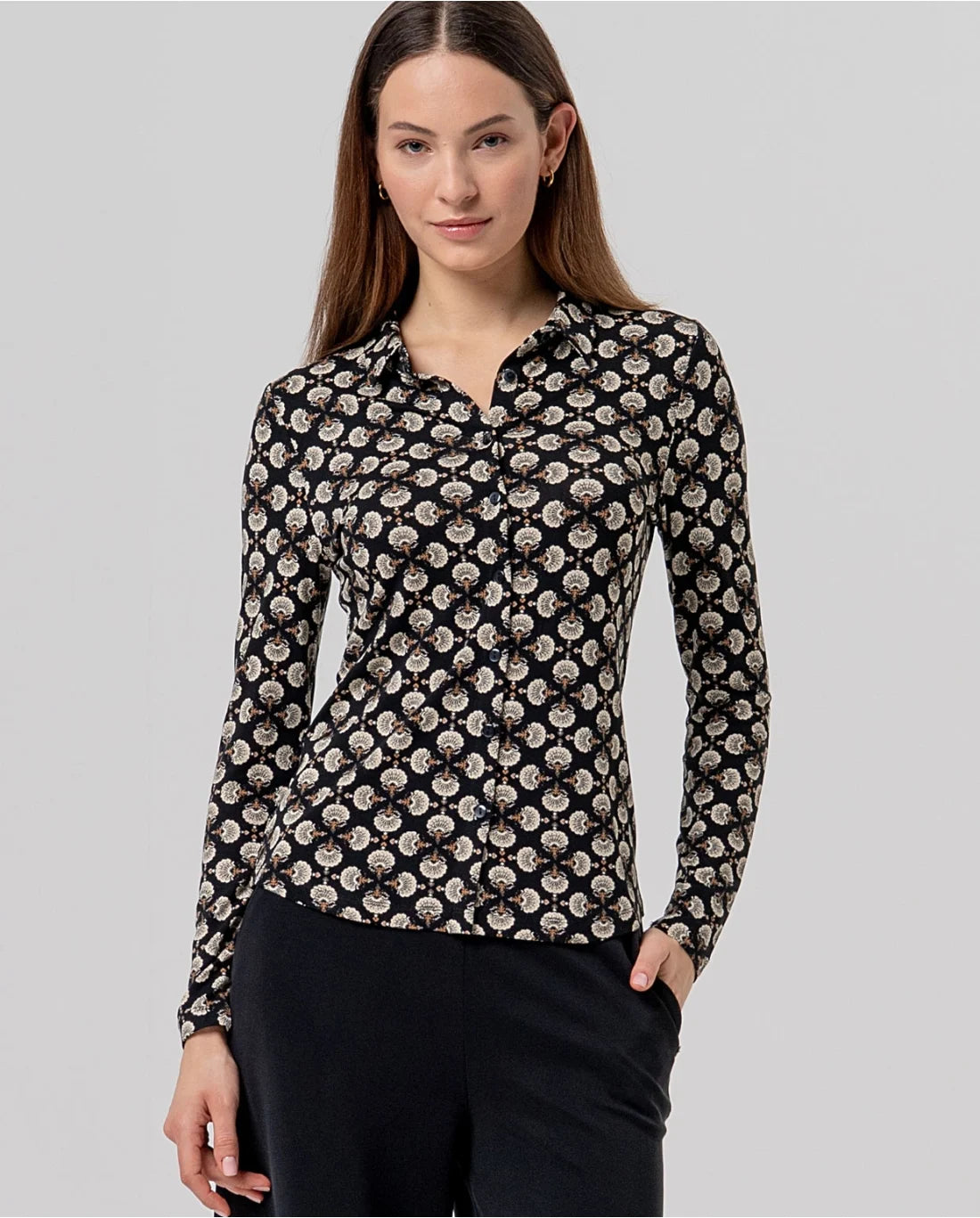Camisa de Senhora Estampada Geométrica