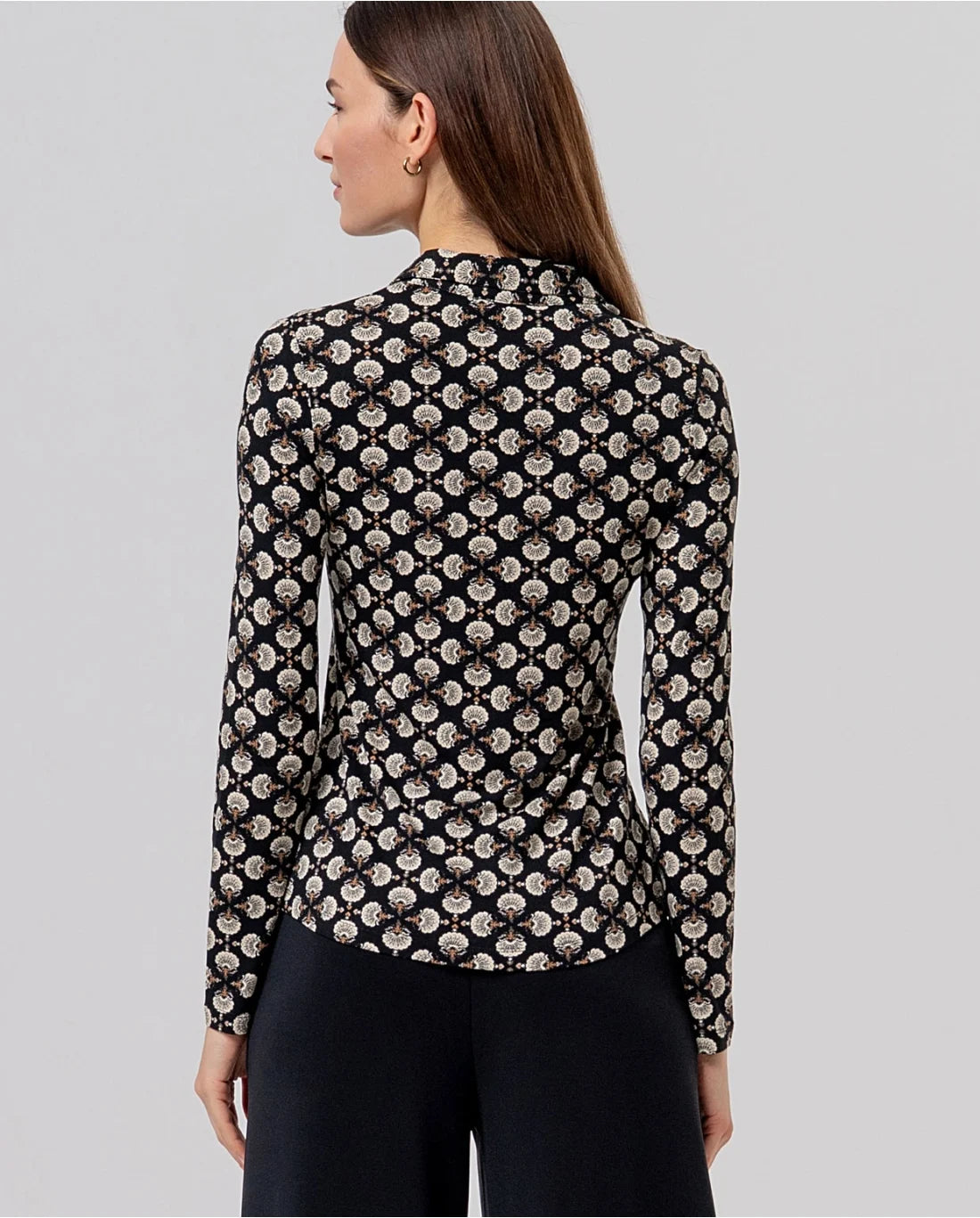 Camisa de Senhora Estampada Geométrica